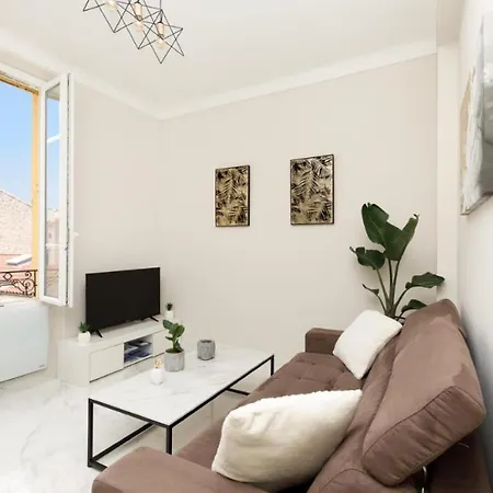 Bright And Elegant Renovated Two - Near Suquet Cannes