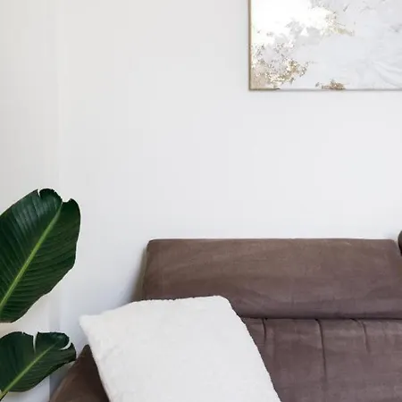 Bright And Elegant Renovated Two - Near Suquet Cannes
